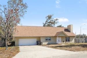 5223 17TH STREET COURT, BRADENTON, FL 34203 - MLS#MFRTB8477618