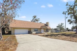 5223 17TH STREET COURT, BRADENTON, FL 34203 - MLS#MFRTB8477618