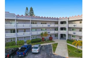 2294 Swedish Dr #8, CLEARWATER