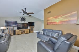 9275 133RD STREET, SEMINOLE, FL 33776 - MLS#MFRTB8477708