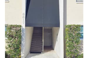 8817 Bay Pointe Dr #108, TAMPA