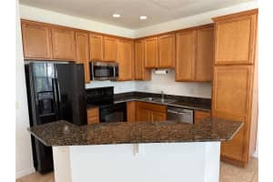 2423 MIDDLETON GROVE DRIVE, BRANDON, FL 33511 - MLS#MFRTB8477736