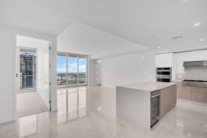 400 CENTRAL AVENUE, ST PETERSBURG, FL 33701 - MLS#MFRTB8477762