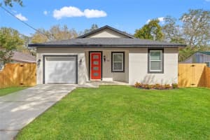 820 E 145th Ave, TAMPA