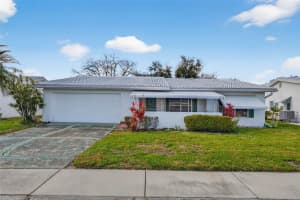 9124 39th Ln N #5, PINELLAS PARK