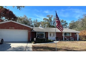 1308 Village Ct, BRANDON