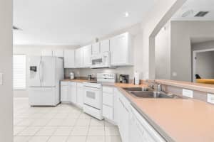 823 CUNNINGHAM DRIVE, DAVENPORT, FL 33837 - MLS#MFRTB8478052