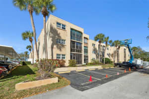 11485 OAKHURST ROAD, LARGO, FL 33774 - MLS#MFRTB8478063