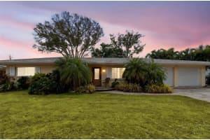 2268 INDIAN AVENUE, BELLEAIR BLUFFS, FL 33770 - MLS#MFRTB8478101