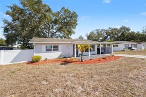 10555 109TH STREET, LARGO, FL 33778 - MLS#MFRTB8478104