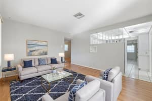 10449 53RD AVENUE, ST PETERSBURG, FL 33708 - MLS#MFRTB8478119