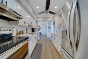 255 DOLPHIN POINT, CLEARWATER BEACH, FL 33767 - MLS#MFRTB8478125