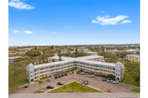 2221 Swedish Dr #55, CLEARWATER