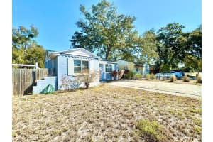 2720 EDWARDS AVENUE, ST PETERSBURG, FL 33705 - MLS#MFRTB8478147