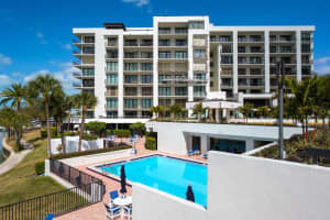 8 BELLEVIEW BOULEVARD, BELLEAIR, FL 33756 - MLS#MFRTB8478158