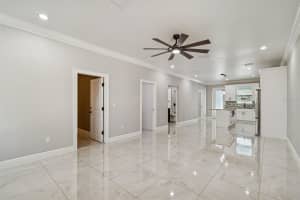 8118 BROOKS STREET, TAMPA, FL 33604 - MLS#MFRTB8478185