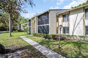 1441 Pine Glen Ln #b1, TARPON SPRINGS
