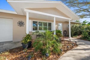 2233 SUNSET CIRCLE, LARGO, FL 33774 - MLS#MFRTB8478227
