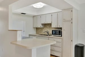 650 PINELLAS POINT DRIVE, ST PETERSBURG, FL 33705 - MLS#MFRTB8478366