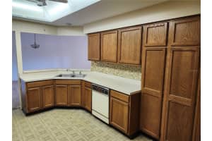 9896 LAKE SEMINOLE DRIVE, LARGO, FL 33773 - MLS#MFRTB8478435