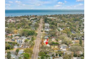 1798 NEW HAMPSHIRE AVENUE, ST PETERSBURG, FL 33703 - MLS#MFRTB8478616