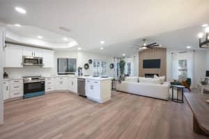 14817 FARNHAM WAY, TAMPA, FL 33624 - MLS#MFRTB8478681