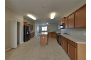 MLS# MFRTB8478704, Mulberry, Florida 33860