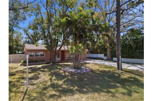 718 BAY VISTA BOULEVARD, ST PETERSBURG, FL 33705 - MLS#MFRTB8478722