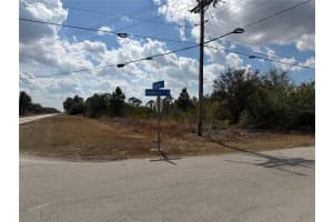 522 COLUMBUS BOULEVARD, LEHIGH ACRES, FL 33974 - MLS#MFRTB8478763