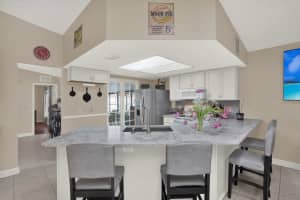 729 SANDY CREEK DRIVE, BRANDON, FL 33511 - MLS#MFRTB8478796