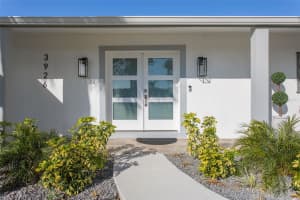 3926 FONTAINEBLEAU DRIVE, TAMPA, FL 33634 - MLS#MFRTB8478829