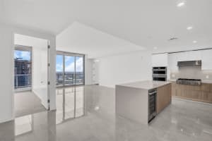 400 CENTRAL AVENUE, ST PETERSBURG, FL 33701 - MLS#MFRTB8478881