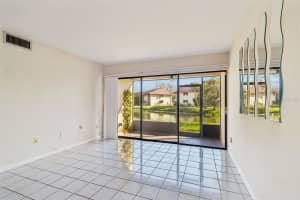 850 VILLAGE LAKE TER N #106, ST PETERSBURG, FL 33716 - MLS#MFRTB8478885