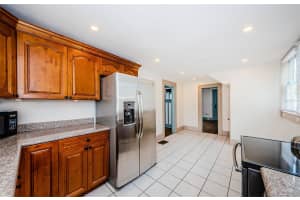 620 EARLE AVENUE, ST PETERSBURG, FL 33705 - MLS#MFRTB8478950