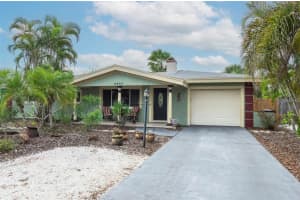 2807 45th St S, GULFPORT