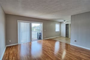 13760 ORANGE SUNSET DRIVE, TAMPA, FL 33618 - MLS#MFRTB8478978