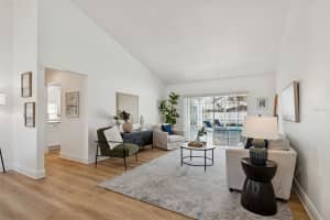 15830 GLENARN DRIVE, TAMPA, FL 33618 - MLS#MFRTB8478979