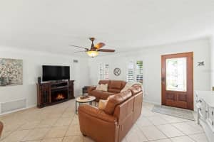 11653 PINEDALE AVENUE, SEMINOLE, FL 33772 - MLS#MFRTB8478998