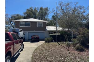 1736 W Country Club Dr, TAMPA