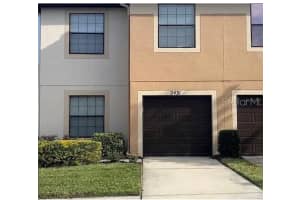 2431 Hibiscus Bay Ln, BRANDON