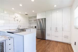 4050 4TH STREET, ST PETERSBURG, FL 33703 - MLS#MFRTB8479108