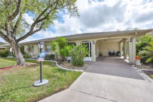 2001 HEATHFIELD CIRCLE, SUN CITY CENTER, FL 33573 - MLS#MFRTB8479133