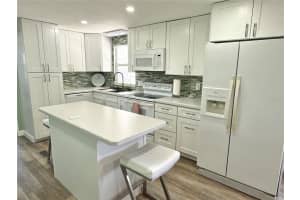 606 MOUNT LANCASTER AVENUE, ST PETERSBURG, FL 33702 - MLS#MFRTB8479185