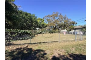 LING-A-MOR TER S, ST PETERSBURG, FL 33705 - MLS#MFRTB8479260