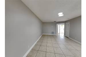 MLS# MFRTB8479282, Valrico, Florida 33594