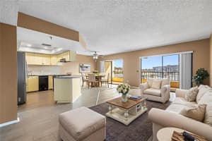 1750 HARBOR PLACE, SOUTH PASADENA, FL 33707 - MLS#MFRTB8479284