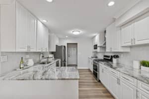 8402 BOXWOOD DRIVE, TAMPA, FL 33615 - MLS#MFRTB8479290