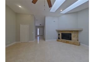 MLS# MFRTB8479293, Tampa, Florida 33615