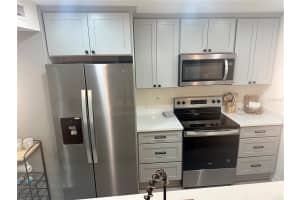 337 REX PLACE, MADEIRA BEACH, FL 33708 - MLS#MFRTB8479416