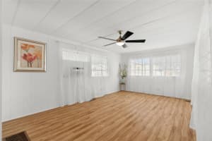 1012 50TH AVE PLAZA, BRADENTON, FL 34207 - MLS#MFRTB8479435